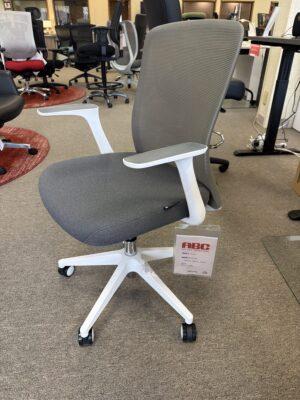 Fortis Swivel Chair