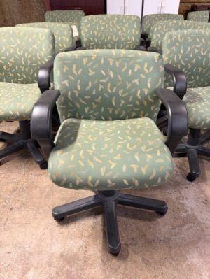 Knoll Swivel Tilt Office Chair- GENTLY USED